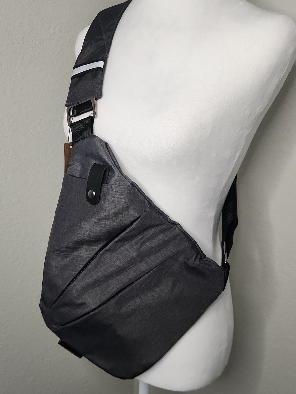 Wander Unisex Gray Travel Anti Theft Crossbody Sling Bag